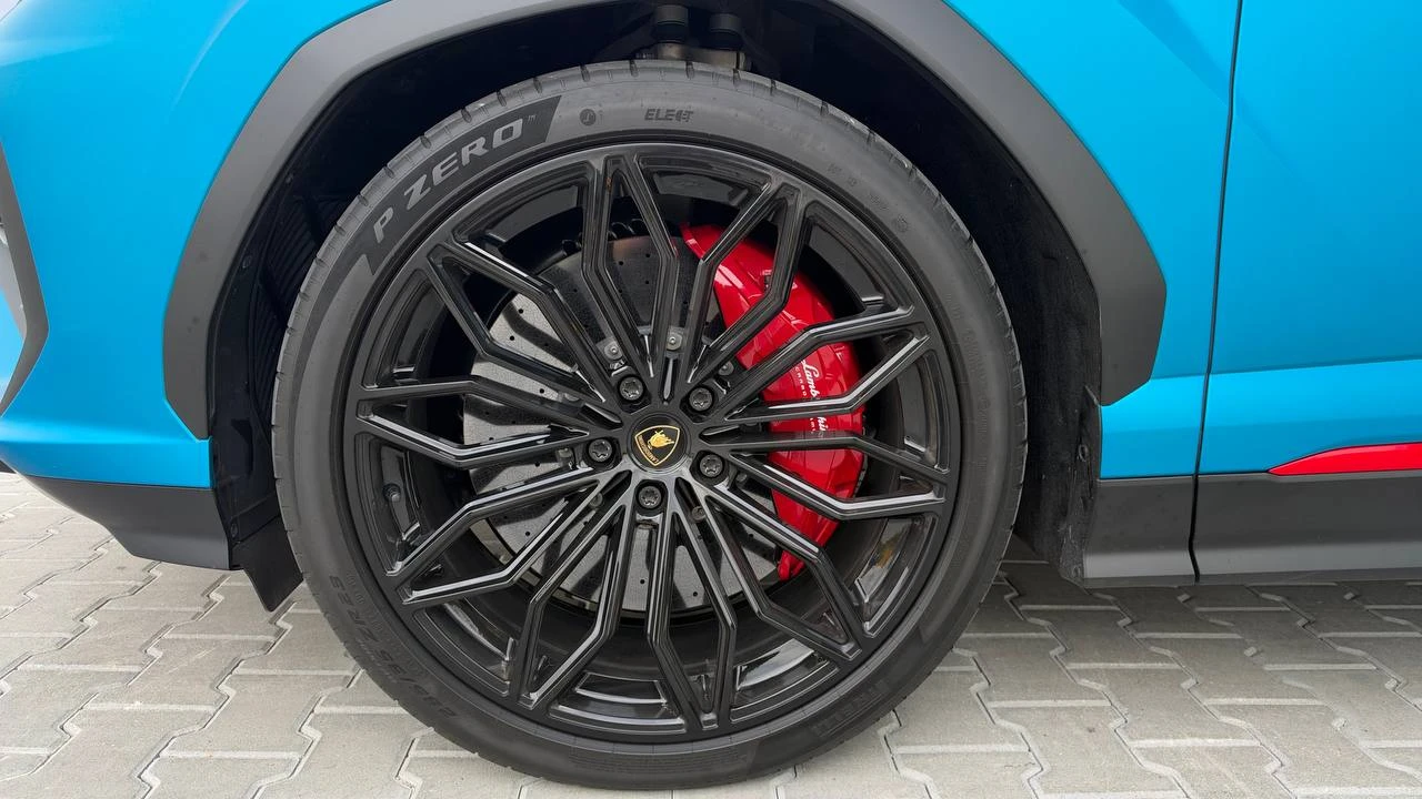 Lamborghini Urus SE = MGT Select 2 = Carbon Ceramic Brakes, снимка 7 - Автомобили и джипове - 56599247