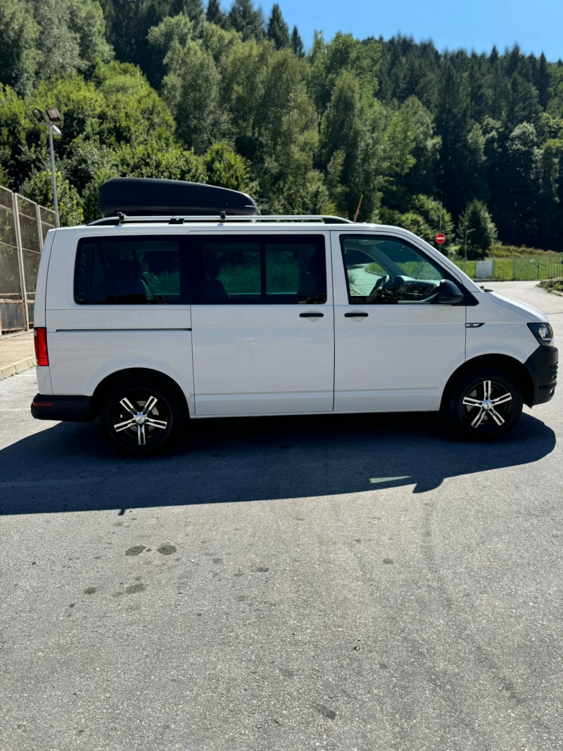 VW Caravelle 150hp/9 места/Кожа, снимка 10 - Бусове и автобуси - 53185341