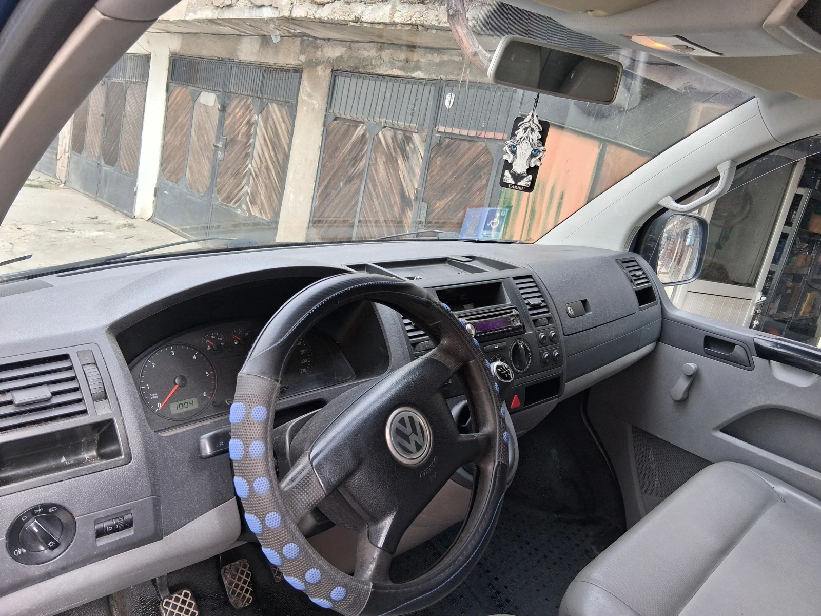 VW T5, снимка 7 - Бусове и автобуси - 53906371