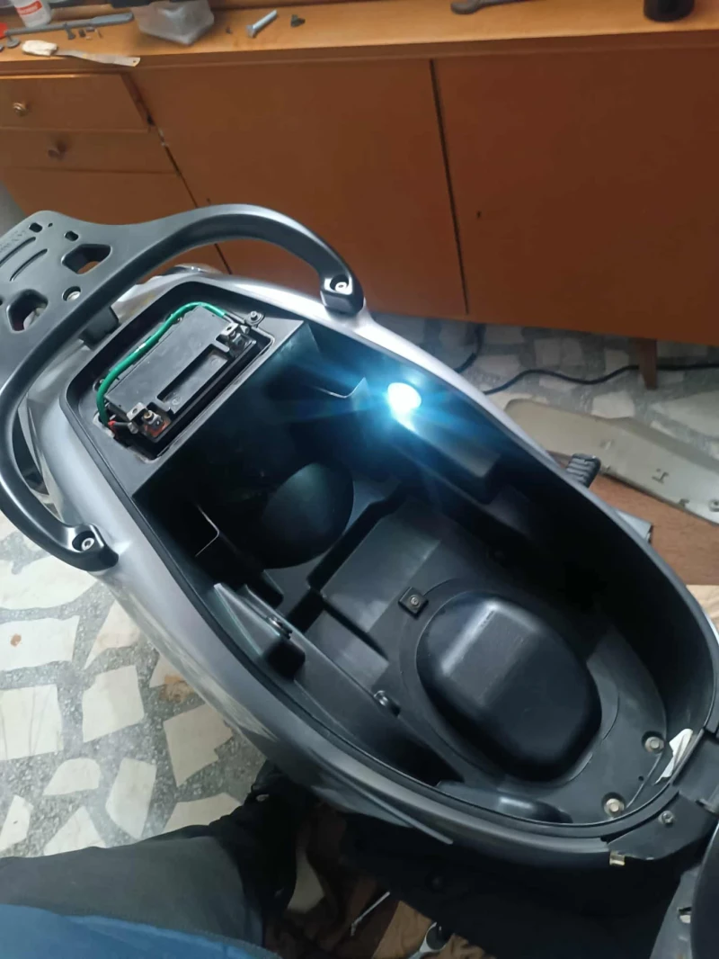 Kymco People, снимка 5 - Мотоциклети и мототехника - 53380299