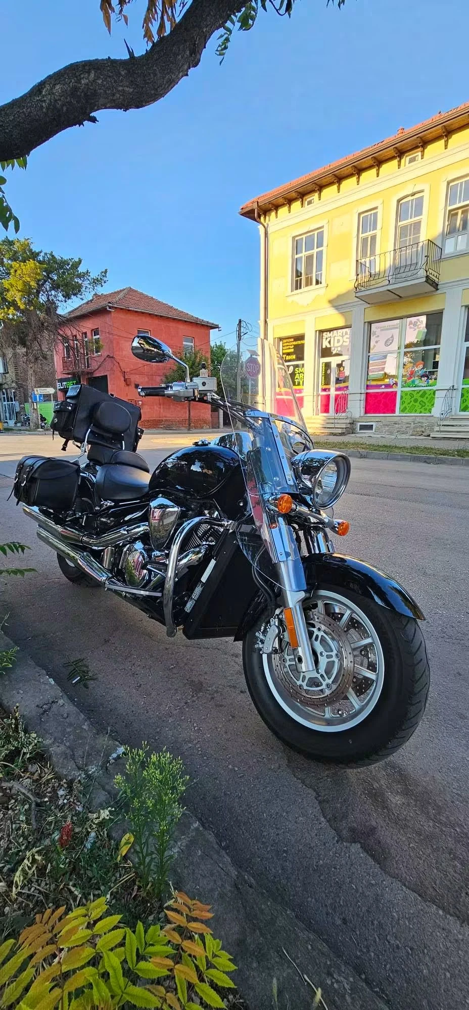 Suzuki Boulevard