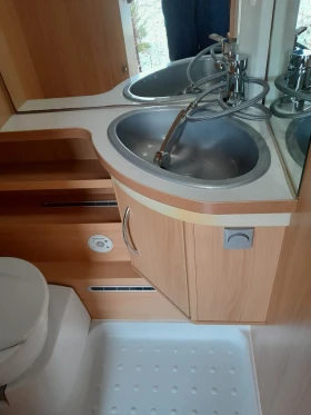 Каравана LMC Cello 510, снимка 17