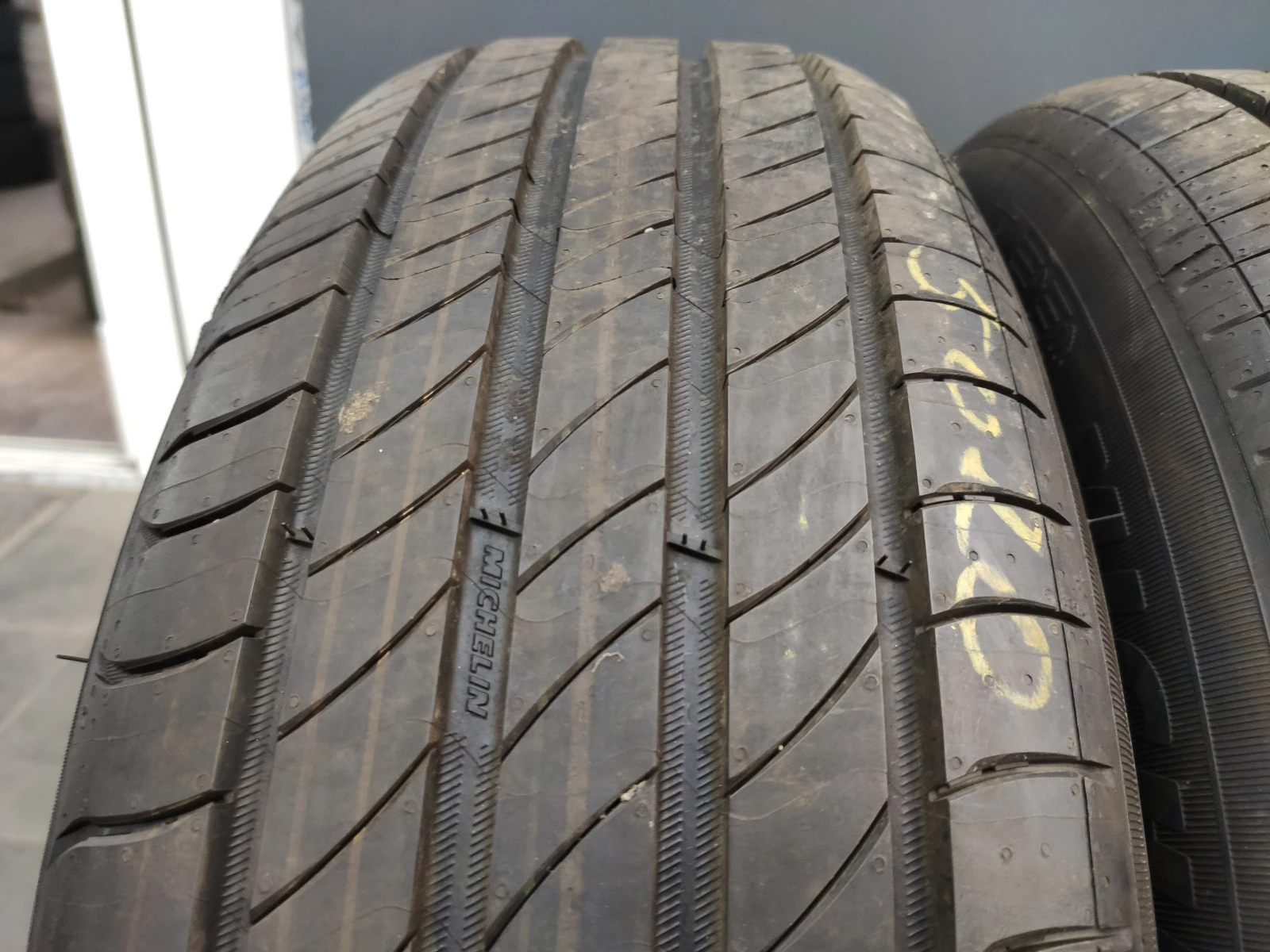  215/65R17 | Mobile.bg   4
