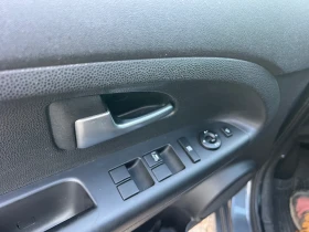 Kia Venga 1.6i Avtomatik , снимка 9