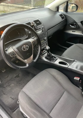 Toyota Avensis 2.0, d4d, печка, подгрев, нов внос Дания, снимка 8