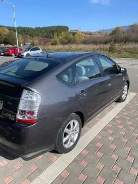 Toyota Prius 1.5 hybrid, снимка 2