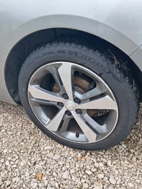Peugeot 308  1.2  | Mobile.bg    12