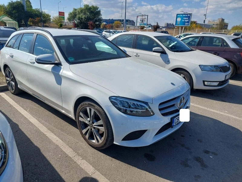 Mercedes-Benz C 180, снимка 2 - Автомобили и джипове - 47503749