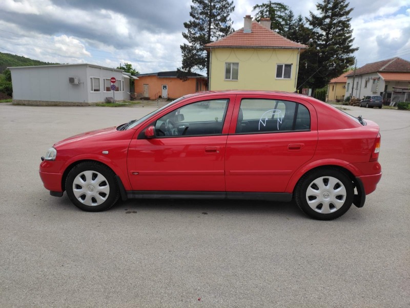 Opel Astra, снимка 1 - Автомобили и джипове - 46183040