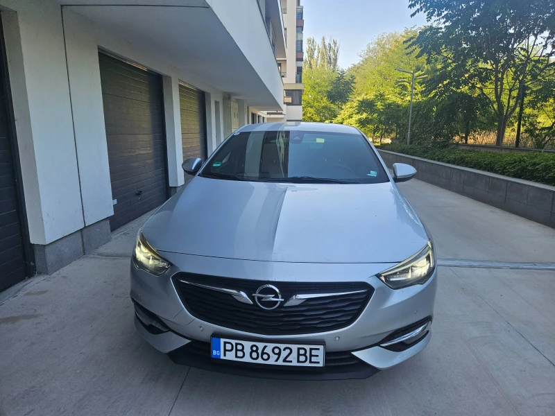 Opel Insignia GRAND SPORT 4x4EURO 6C, снимка 2 - Автомобили и джипове - 46849746