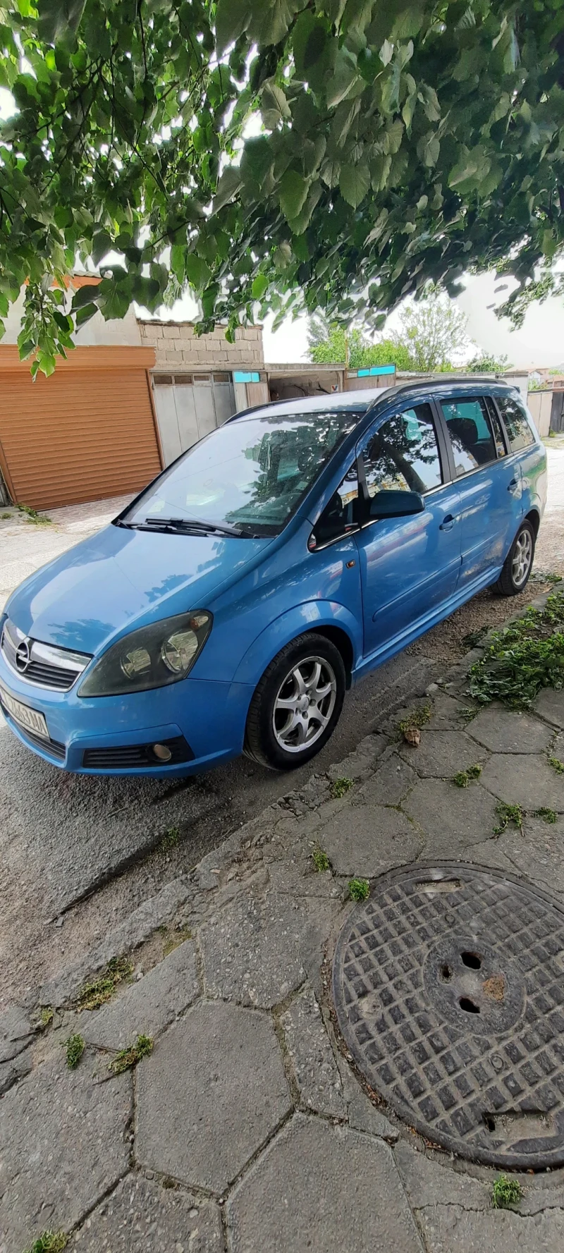 Opel Zafira 2.2 direct, снимка 1 - Автомобили и джипове - 47884170