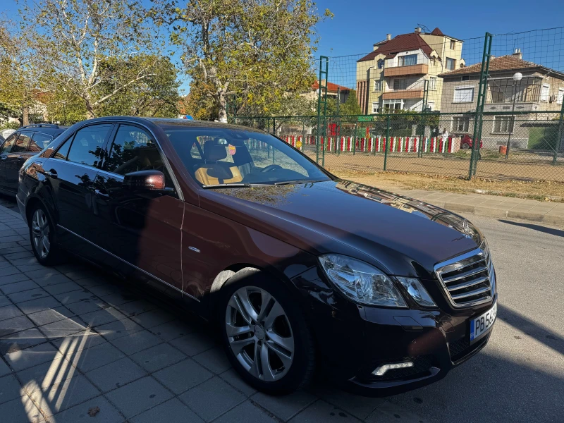 Mercedes-Benz E 350 стреч лимозина, снимка 1 - Автомобили и джипове - 47908311