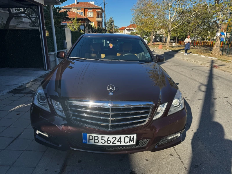 Mercedes-Benz E 350 стреч лимозина, снимка 8 - Автомобили и джипове - 47908311