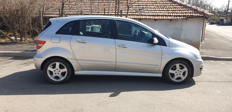 Mercedes-Benz B 180 CDI, снимка 8 - Автомобили и джипове - 47895717