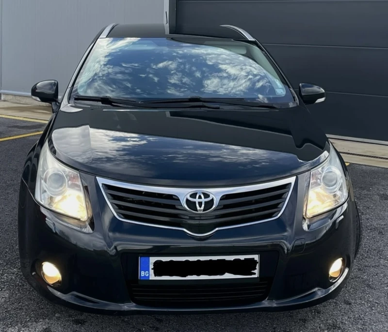 Toyota Avensis 2.0, d4d, печка, подгрев, нов внос Дания, снимка 2 - Автомобили и джипове - 48866405