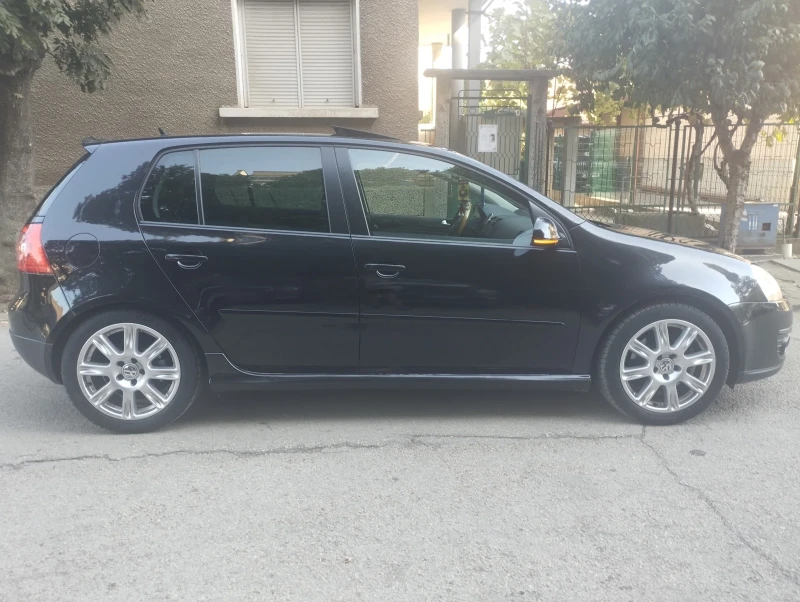 VW Golf 2.0, снимка 4 - Автомобили и джипове - 52260169