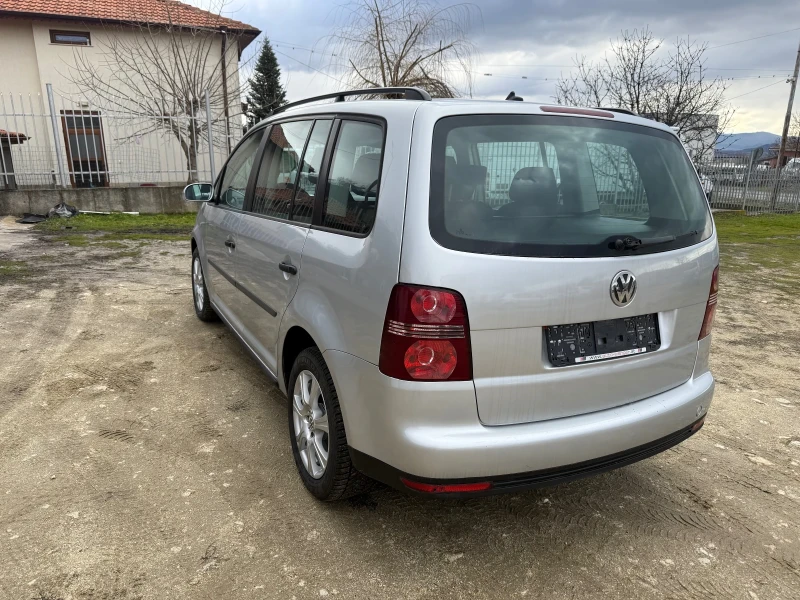 VW Touran 1.9 TDI 105к.с. 6 скорости, снимка 9 - Автомобили и джипове - 52071773