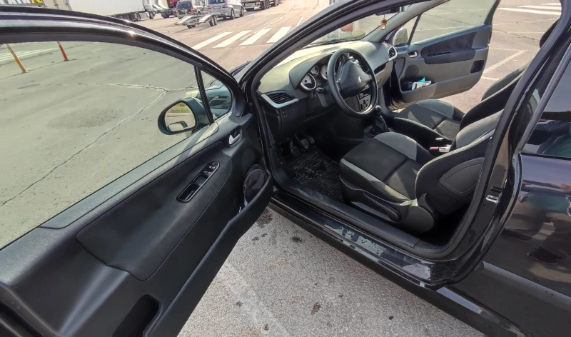 Peugeot 207, снимка 12 - Автомобили и джипове - 52318611