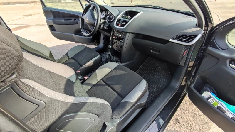 Peugeot 207, снимка 11 - Автомобили и джипове - 52318611
