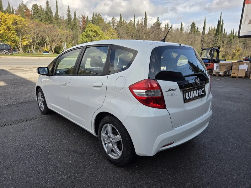 Honda Jazz 1, 4 i 100 hp, снимка 7 - Автомобили и джипове - 52497277