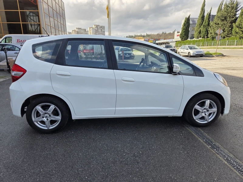 Honda Jazz 1, 4 i 100 hp, снимка 4 - Автомобили и джипове - 52497277