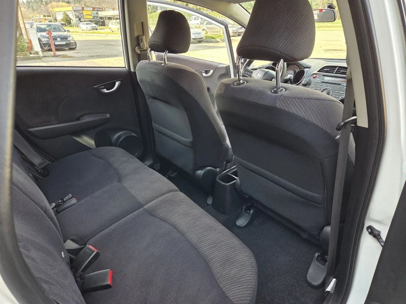 Honda Jazz 1, 4 i 100 hp, снимка 13 - Автомобили и джипове - 52497277