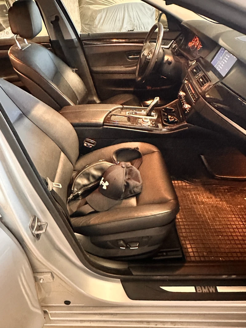 BMW 528 I xDrive, снимка 9 - Автомобили и джипове - 52596960