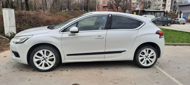 Citroen DS4 1.6 THP 200 к.с., снимка 3 - Автомобили и джипове - 52725683