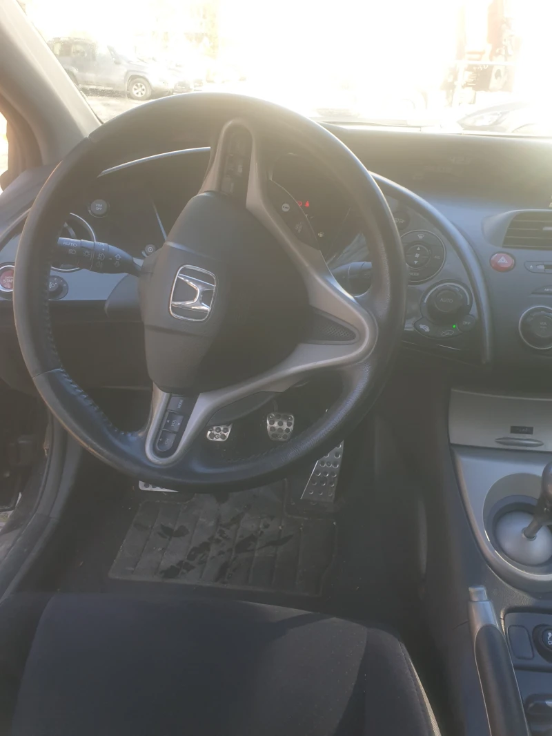 Honda Civic 2.2 CRDI 140 к.с., снимка 6 - Автомобили и джипове - 52905275