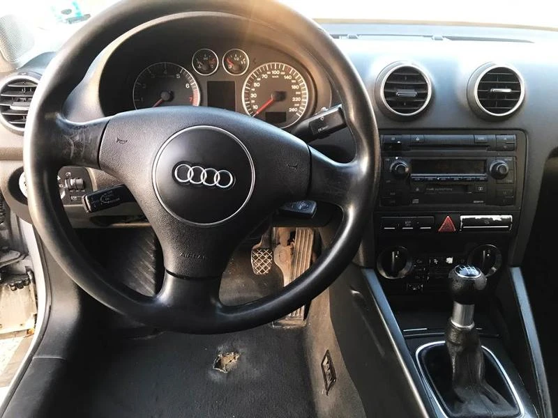 Audi A3 2.0fsi, снимка 6 - Автомобили и джипове - 36968306