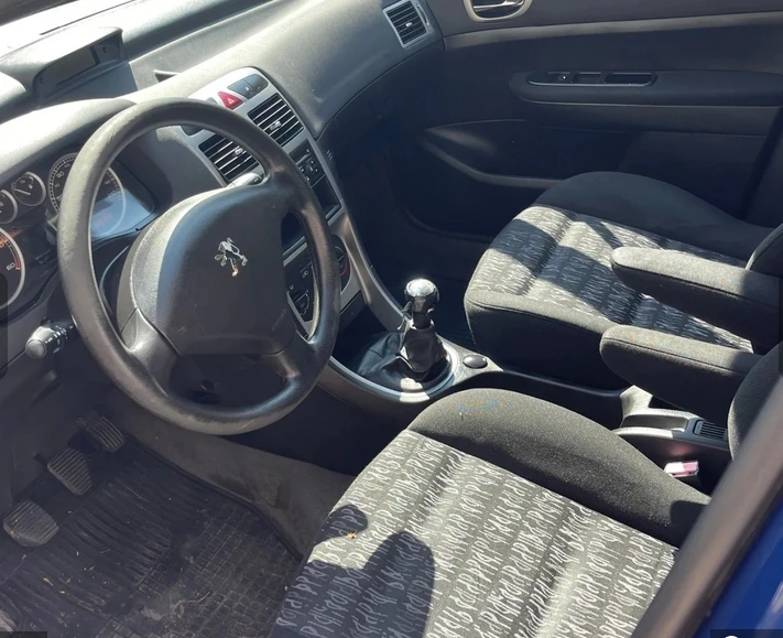 Peugeot 307, снимка 8 - Автомобили и джипове - 54808671
