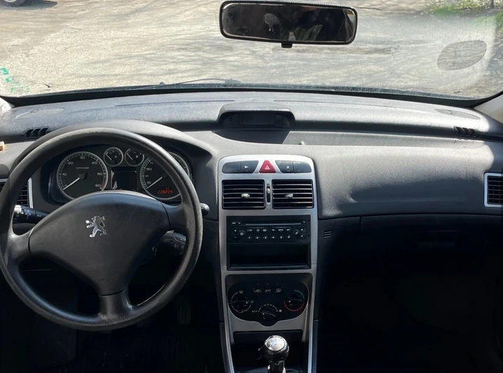 Peugeot 307, снимка 9 - Автомобили и джипове - 54808671
