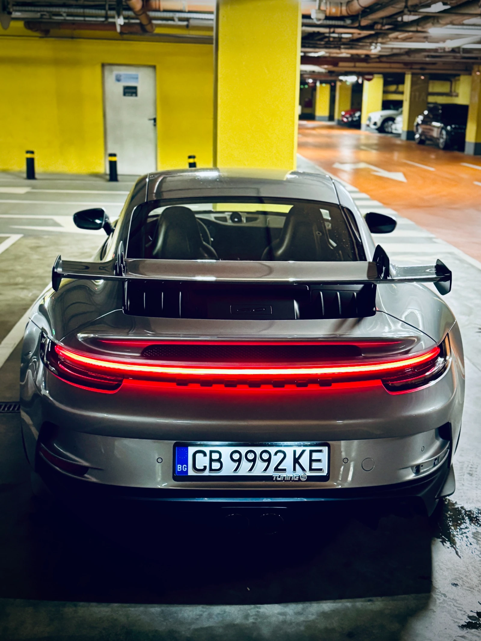 Porsche 911 GT3 992 - изображение 2