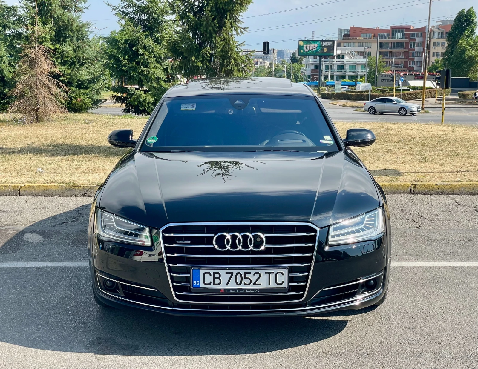 Audi A8 4.2TDI - изображение 2