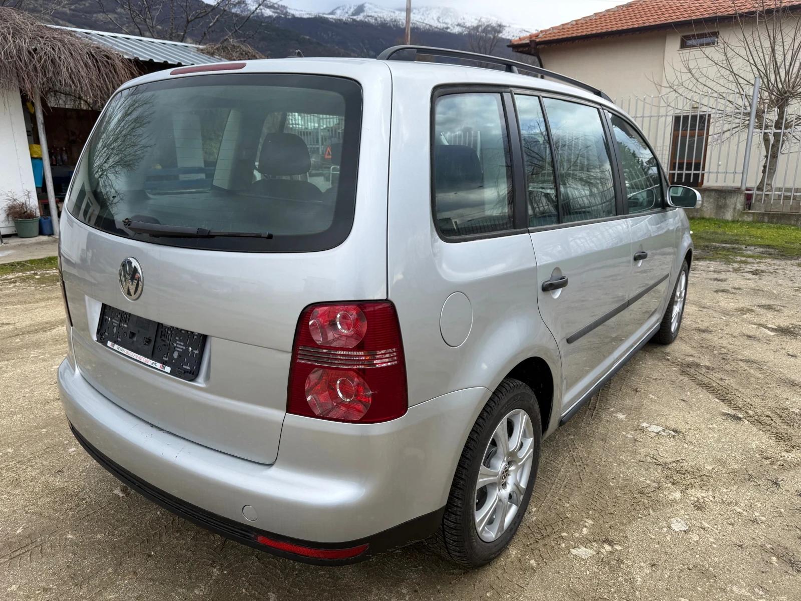 VW Touran 1.9 TDI 105�.�. 6 �������� | Mobile.bg � ����������� 8
