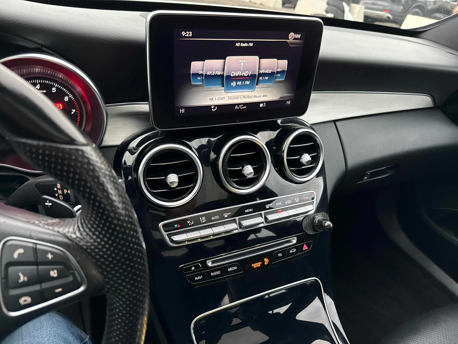 Mercedes-Benz C 300 * CARFAX * БЕЗ ПЪРВОНАЧАЛНА ВНОСКА - изображение 7