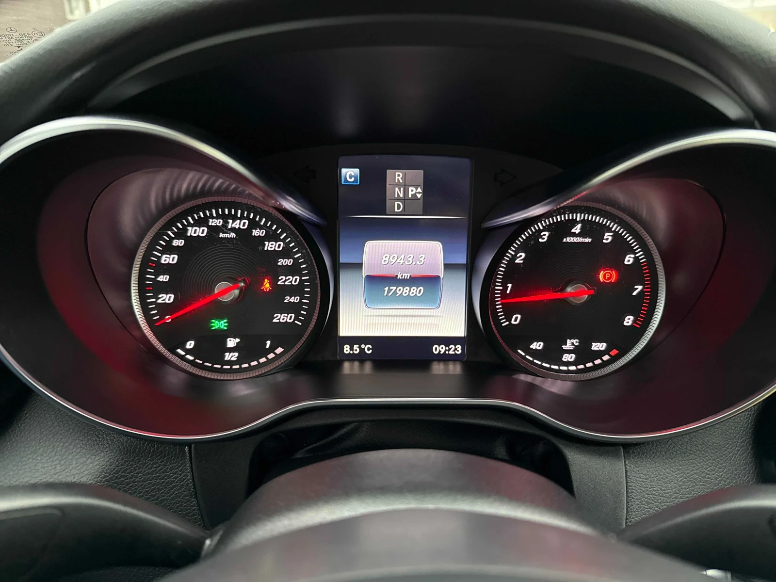 Mercedes-Benz C 300 * CARFAX * БЕЗ ПЪРВОНАЧАЛНА ВНОСКА - изображение 8