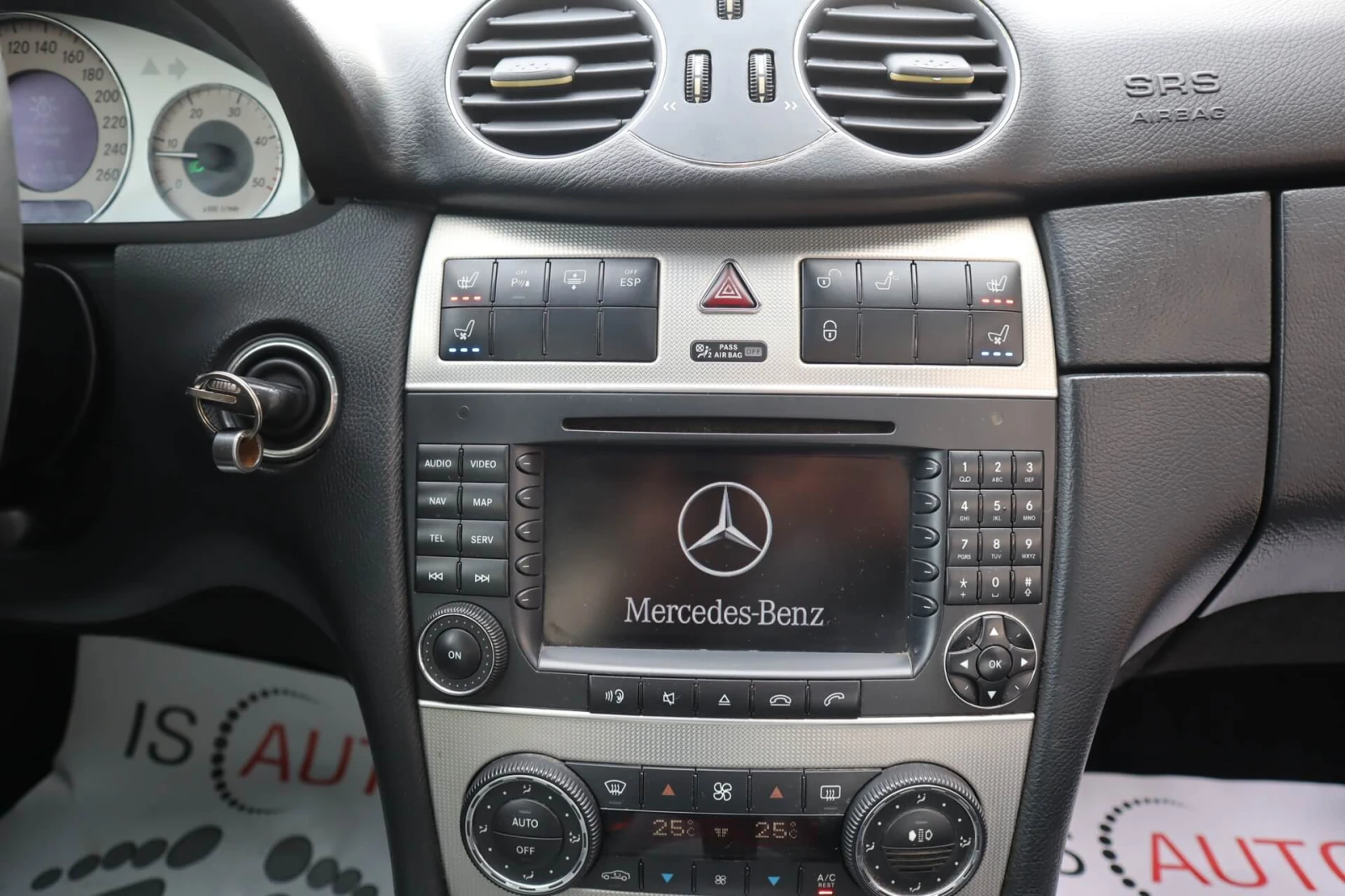 Mercedes-Benz CLK 320 CDI/Обдухване/BiXenon/Шибедах/PDC/Автомат - изображение 5