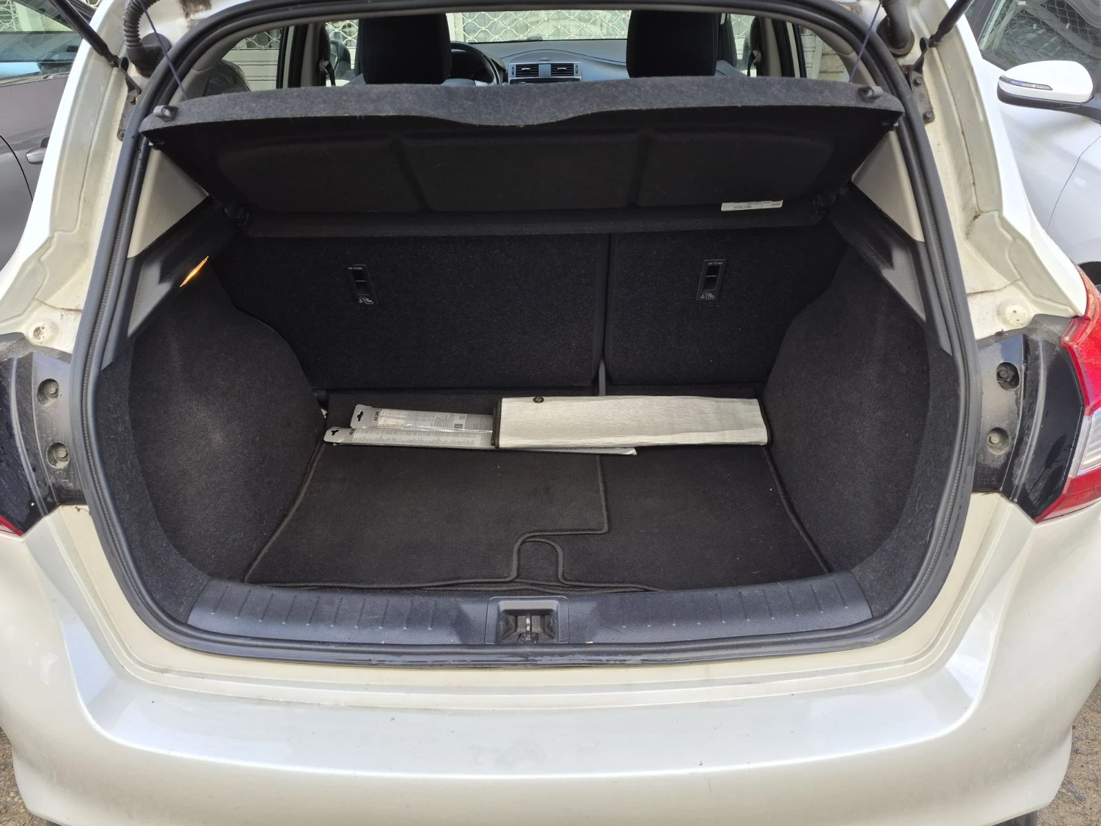 Nissan Pulsar, снимка 8 - Автомобили и джипове - 54008855