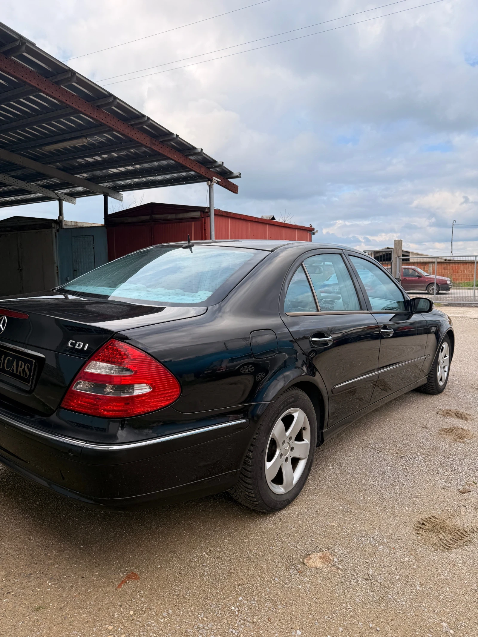 Mercedes-Benz E 270, снимка 5 - Автомобили и джипове - 54152125