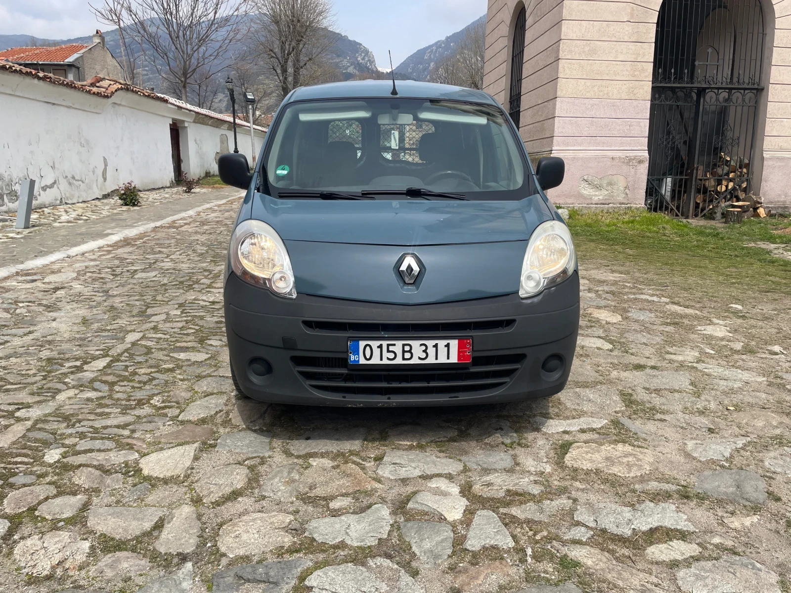 Renault Kangoo 1.5 DCI ТОВАРЕН КЛИМАТИК ТЕГЛИЧ, снимка 8 - Автомобили и джипове - 54179906
