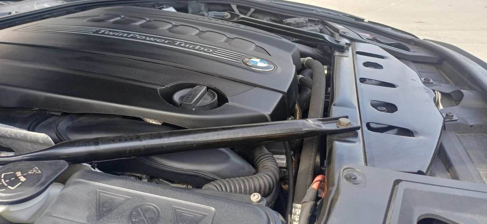 BMW 535 3.5 Twin Turbo, снимка 15 - Автомобили и джипове - 54206013