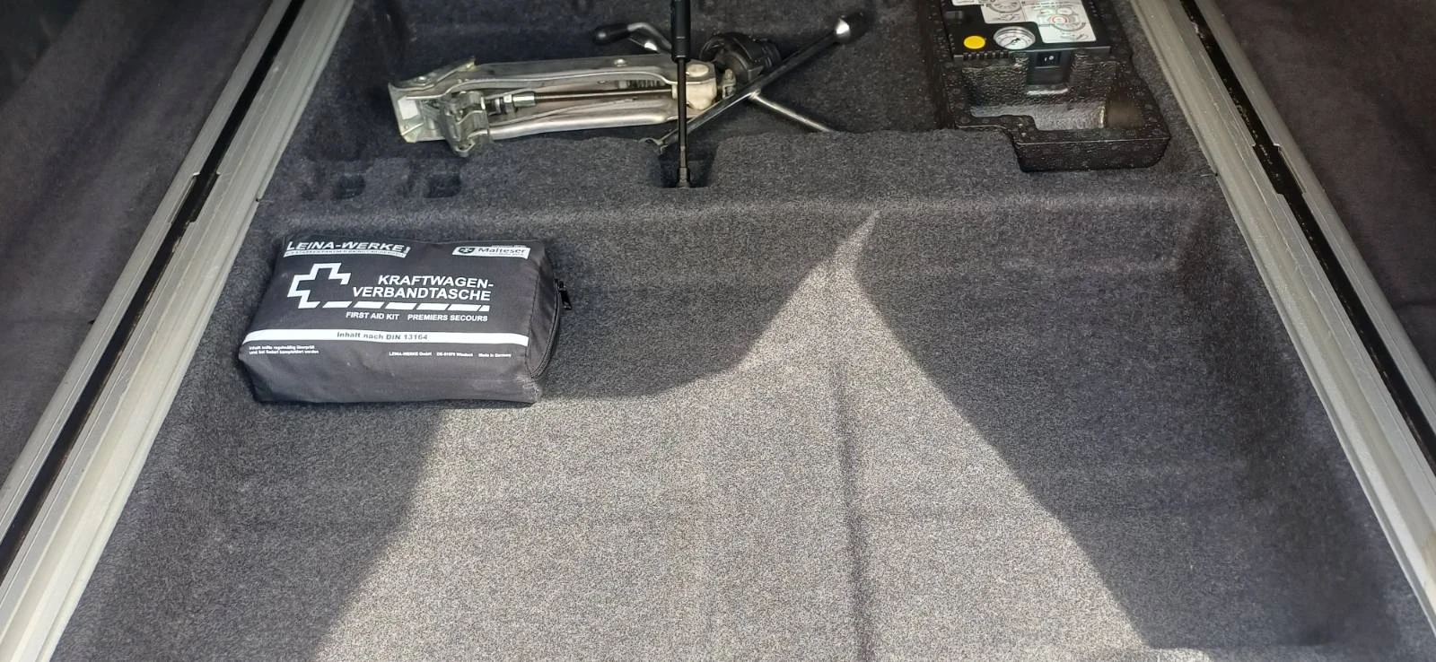 BMW 535 3.5 Twin Turbo, снимка 11 - Автомобили и джипове - 54206013