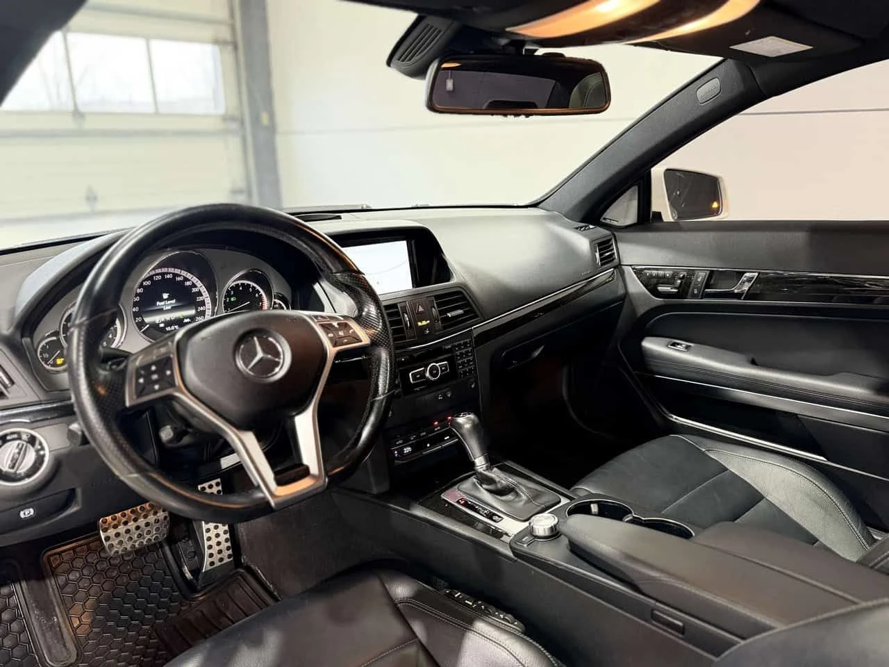 Mercedes-Benz E 350 ПОДГРЕВИ| ПАМЕТ| ПАНОРАМА| , снимка 9 - Автомобили и джипове - 54303415