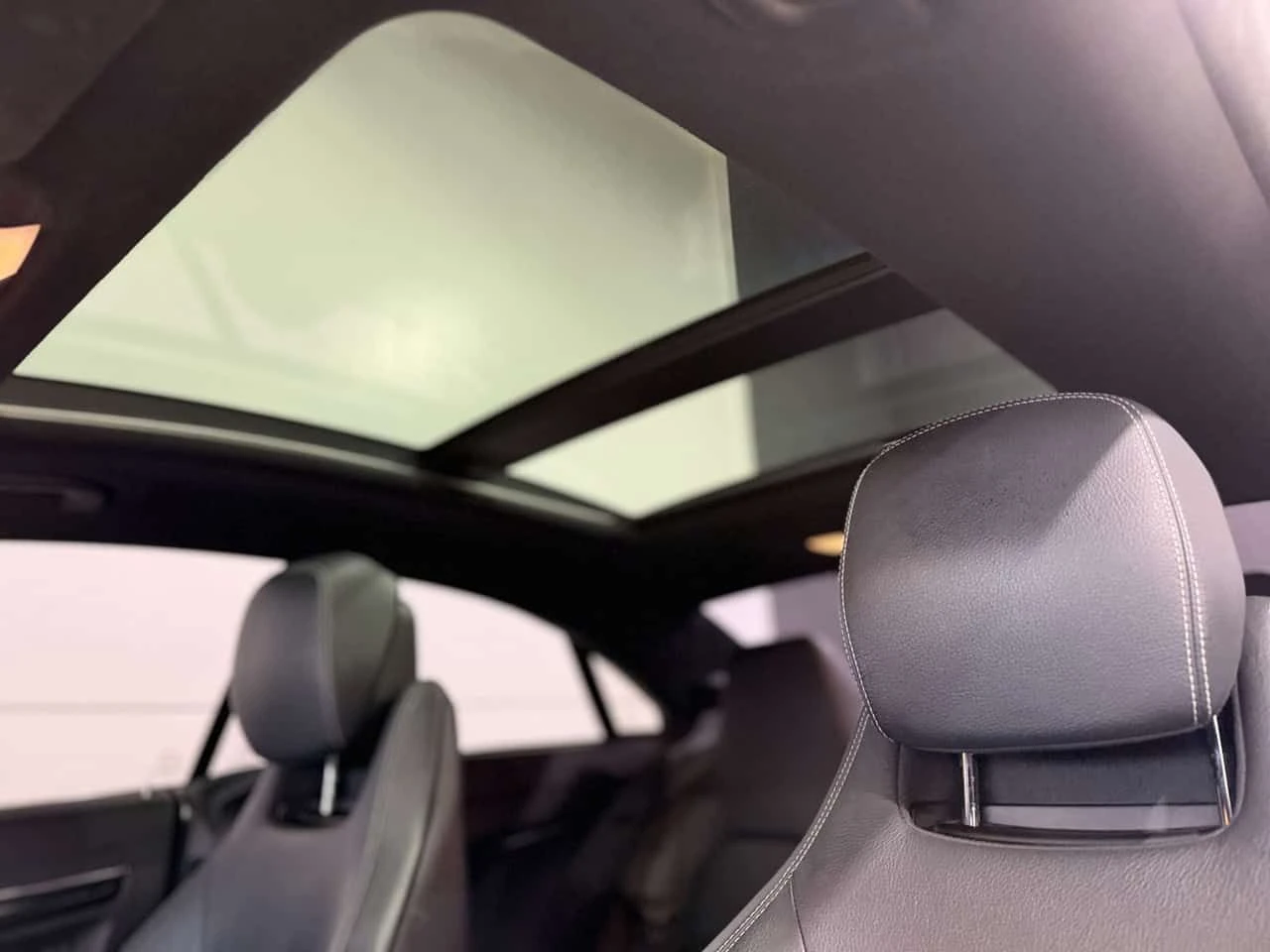 Mercedes-Benz E 350 ПОДГРЕВИ| ПАМЕТ| ПАНОРАМА| , снимка 11 - Автомобили и джипове - 54303415