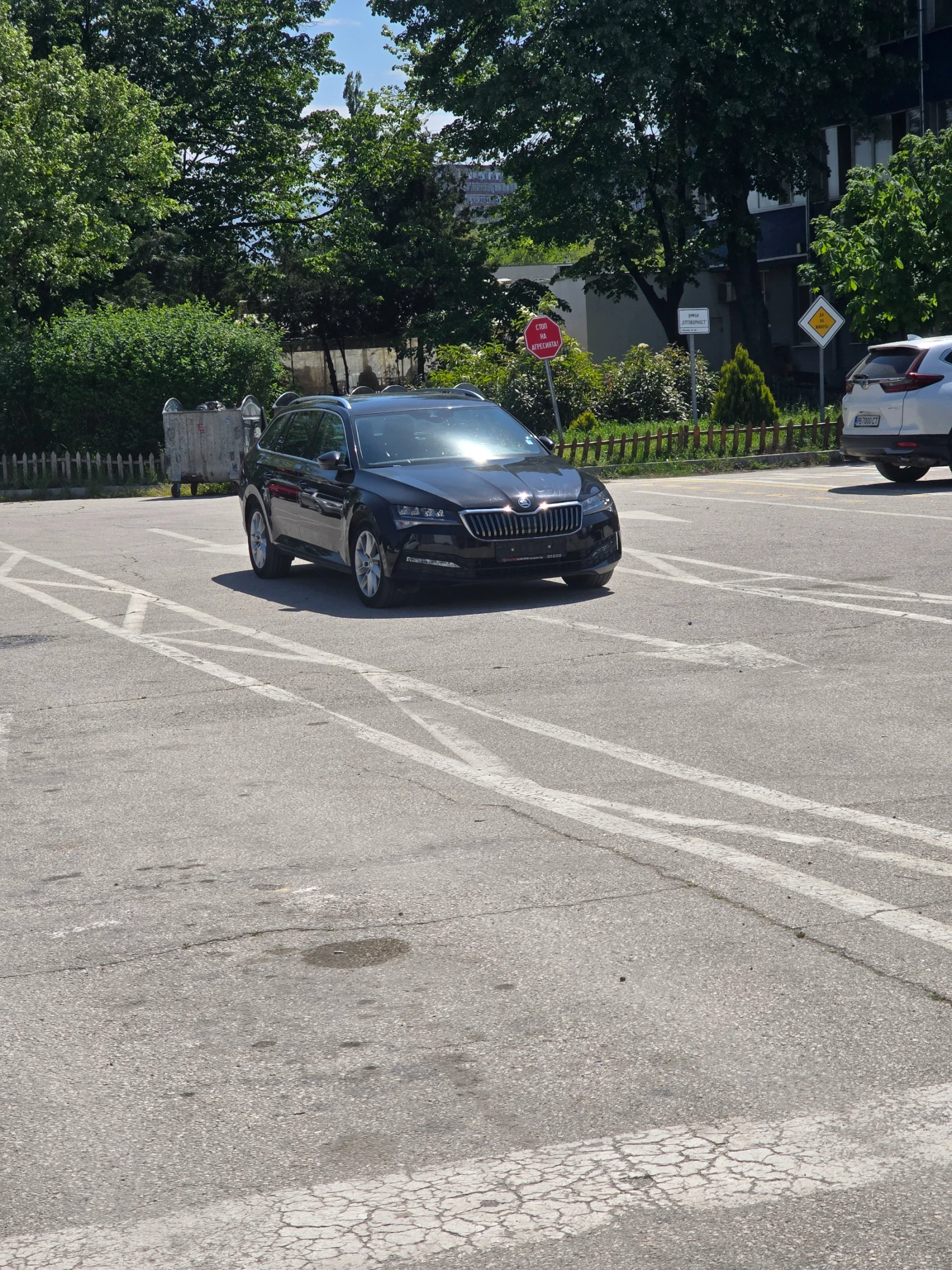 Skoda Superb 2.0, снимка 3 - Автомобили и джипове - 54492035
