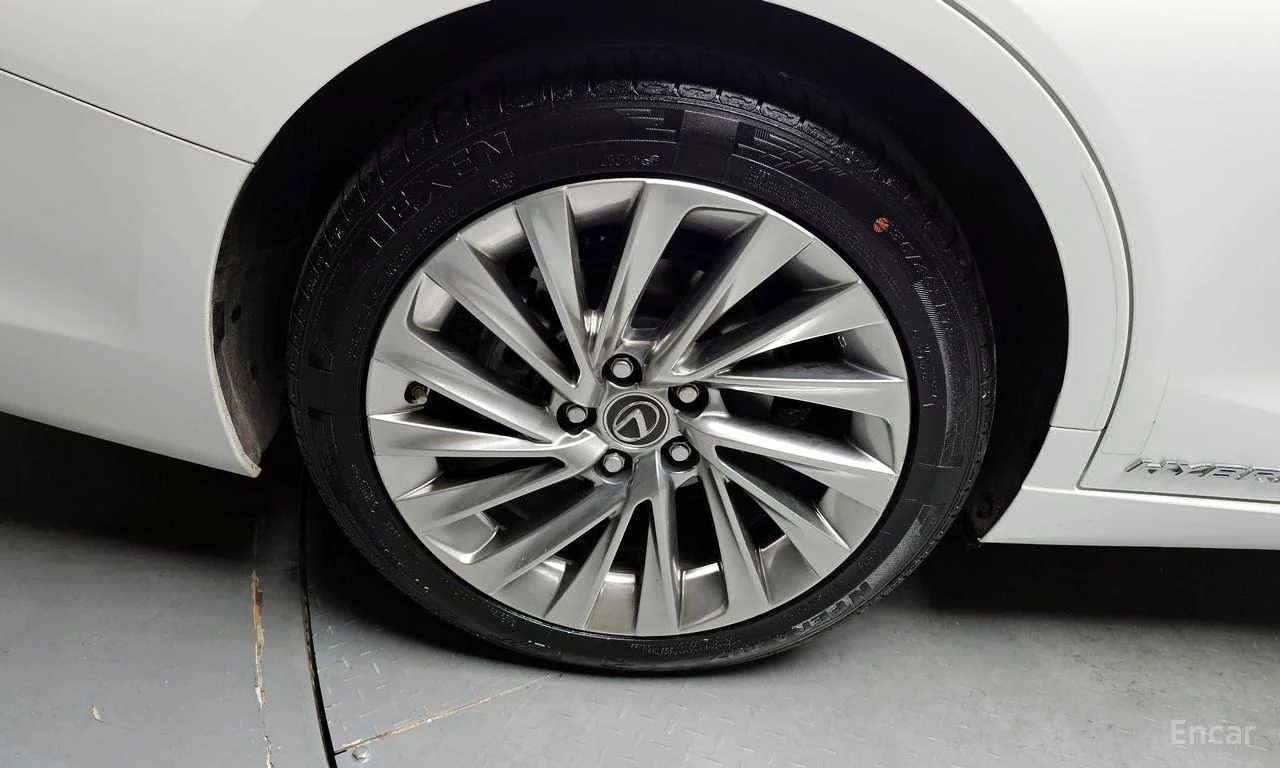 Lexus ES 330 h* 7th GEN* LUXURARY PLUS* , снимка 13 - Автомобили и джипове - 54879331