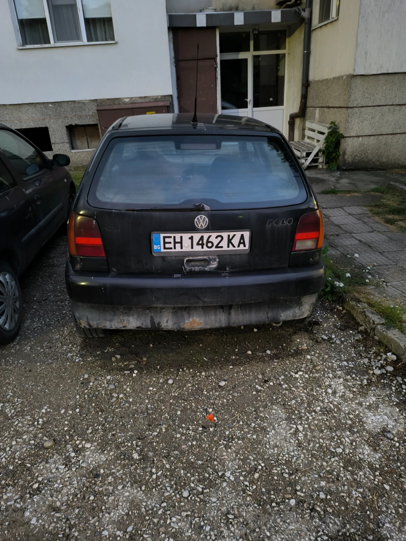VW Polo Чист дизел , снимка 3 - Автомобили и джипове - 55149369
