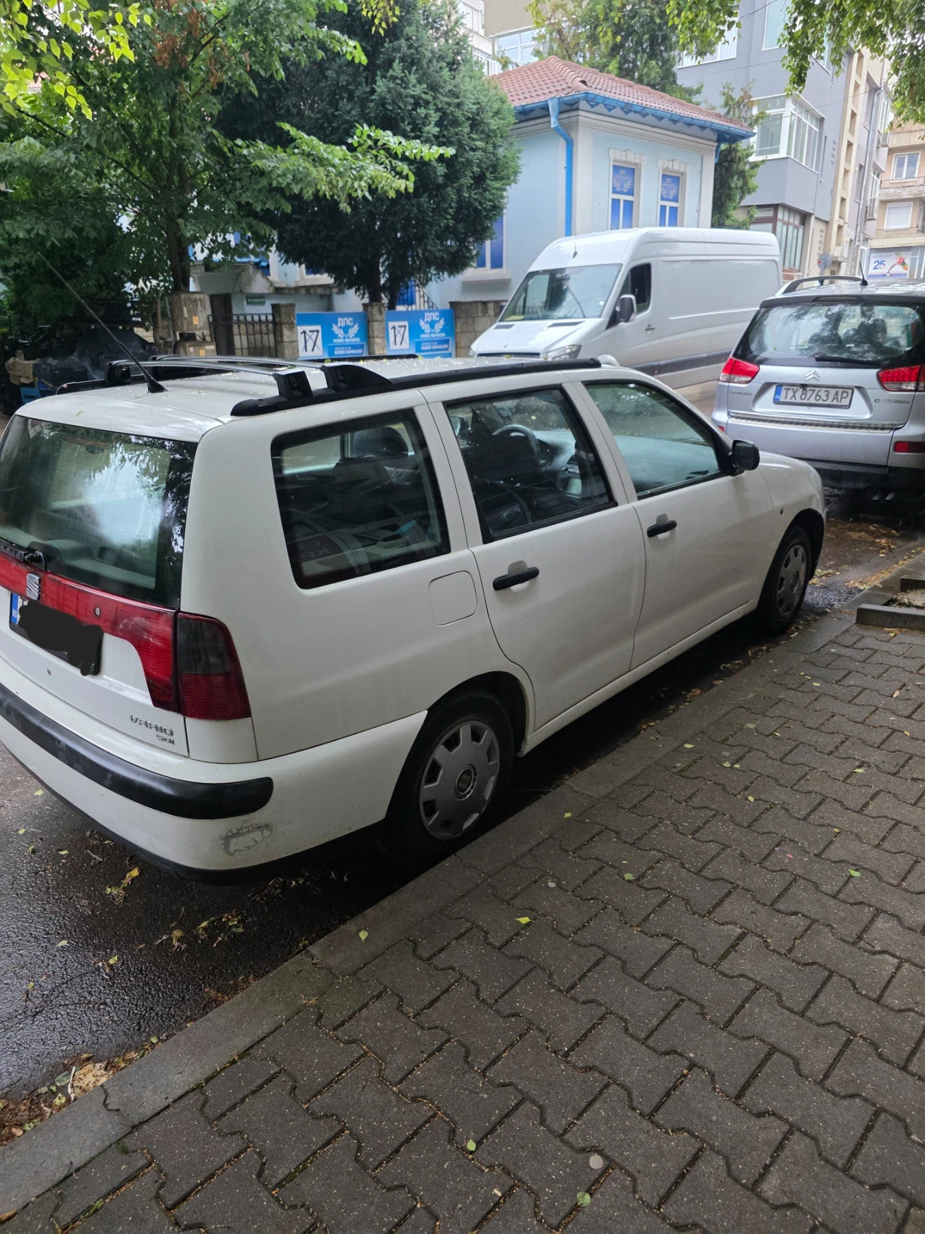 Seat Cordoba, снимка 2 - Автомобили и джипове - 55259770