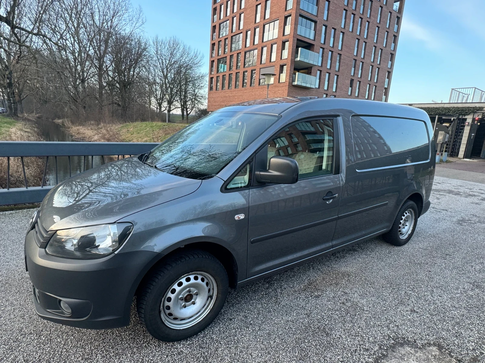 VW Caddy Maxi 1.6 TDI 102�� | Mobile.bg � ����������� 12